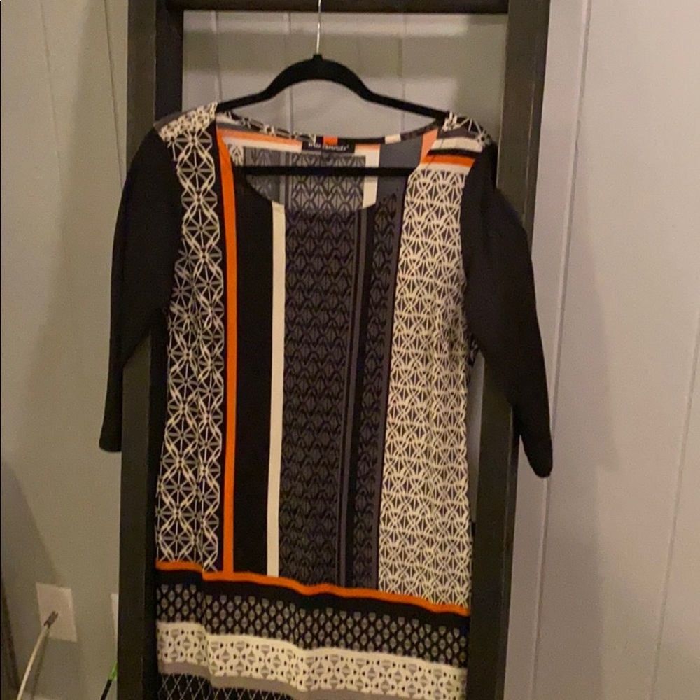 Women’s dress. Size large